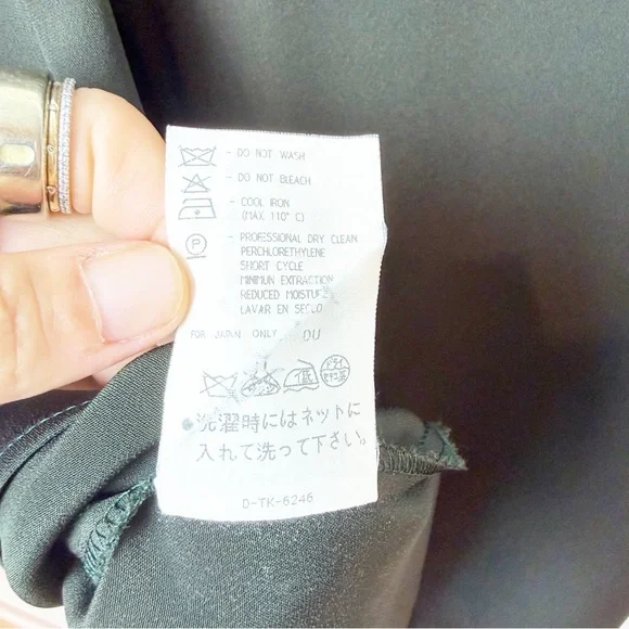 Giorgio Armani | Le Collezioni Vintage Silk Tank Top Made in Italy - Picture 7 of 7